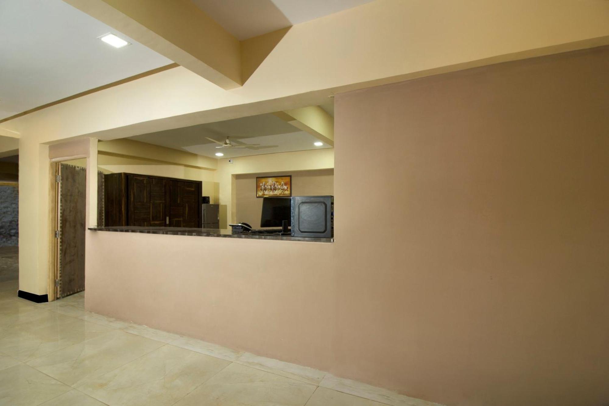 Hotel O The Star Hotel Panvel Ngoại thất bức ảnh