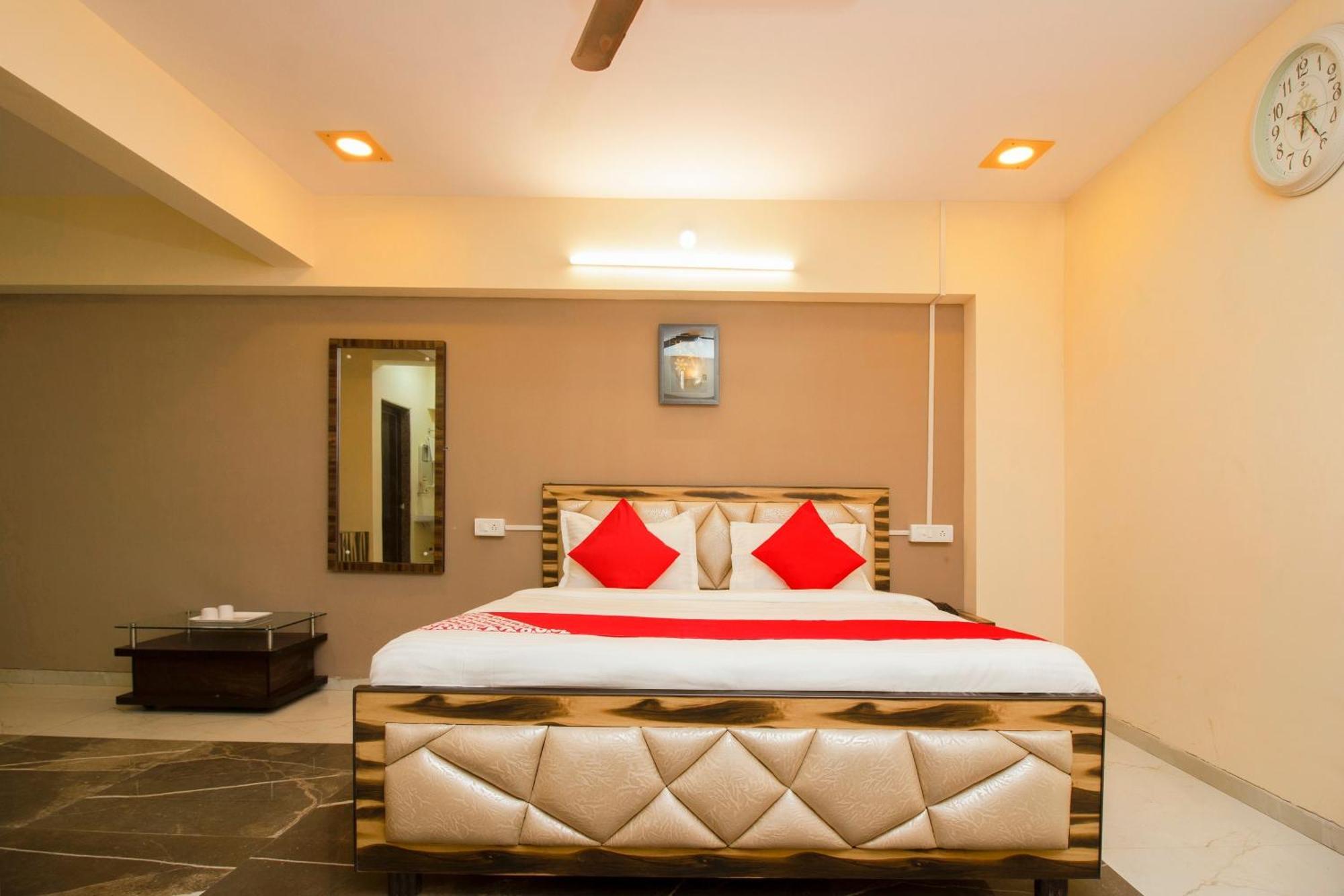 Hotel O The Star Hotel Panvel Ngoại thất bức ảnh